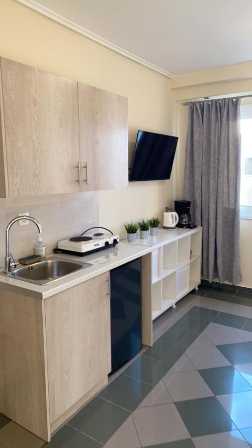 Dina Apartment Атина Екстериор снимка